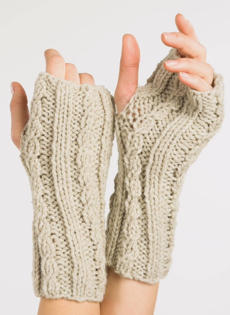 Encore Chunky Fingerless Gloves Pattern - F237